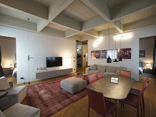 edit lofts