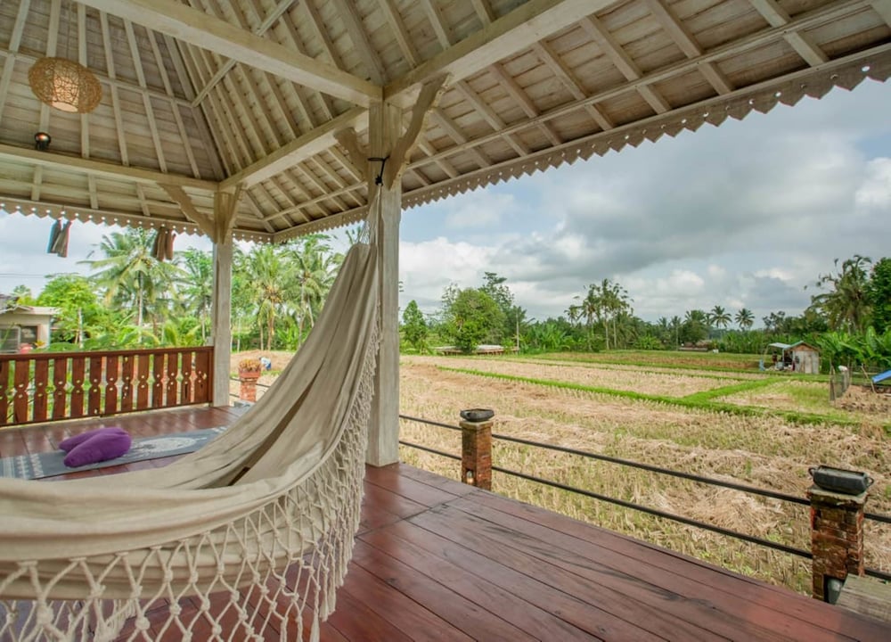 uma chaming villas and gym by eps