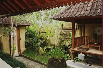 uma chaming villas and gym by eps