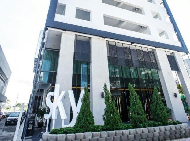 marina travellers suite sky karamunsing