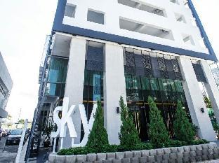 marina travellers suite sky karamunsing