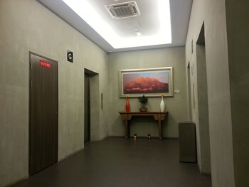 marina travellers suite sky karamunsing