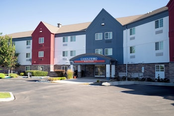 candlewood suites boise towne square by ihg