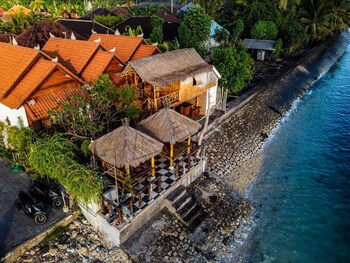 coastal inn