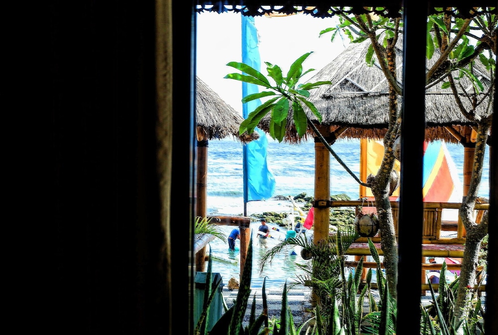 coastal inn