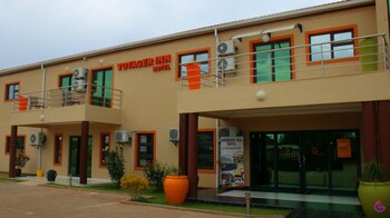 voyager inn hotel