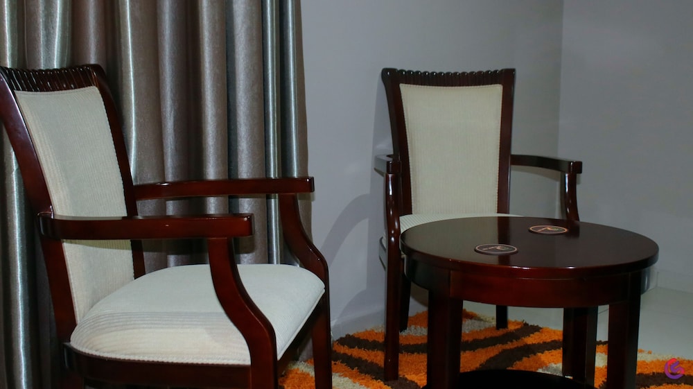 voyager inn hotel
