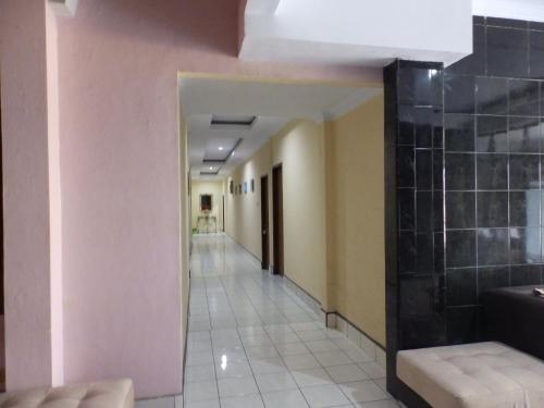 bahari family hotel
