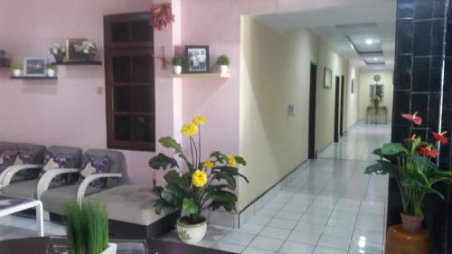 bahari family hotel