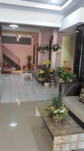 bahari family hotel