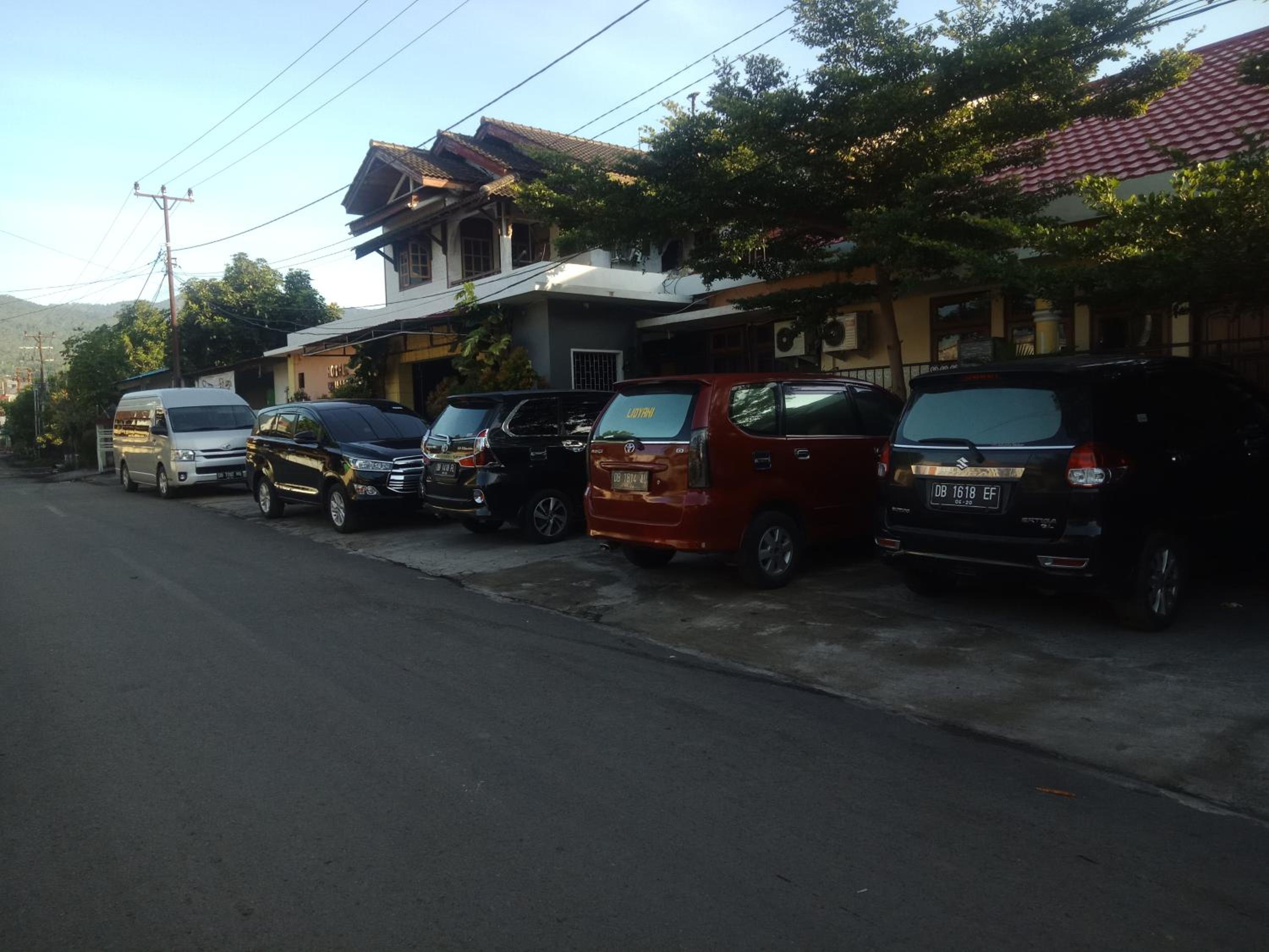 bahari family hotel