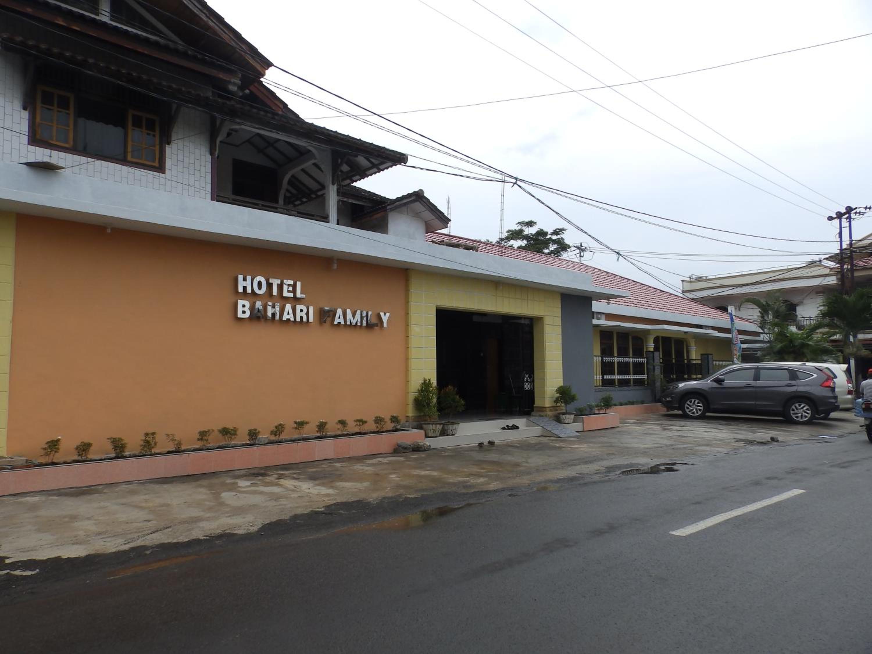 bahari family hotel