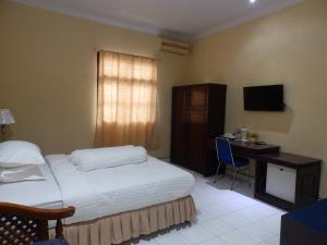 bahari family hotel