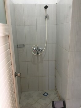 setia backpacker hostel