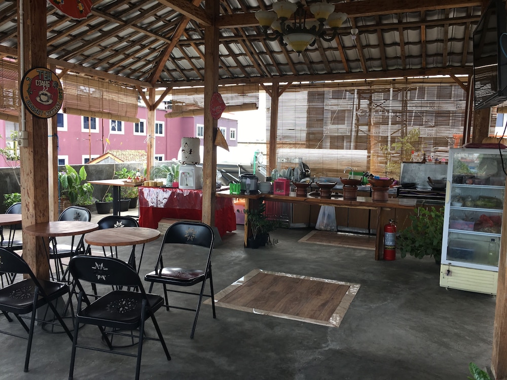 setia backpacker hostel
