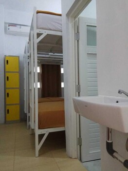 setia backpacker hostel