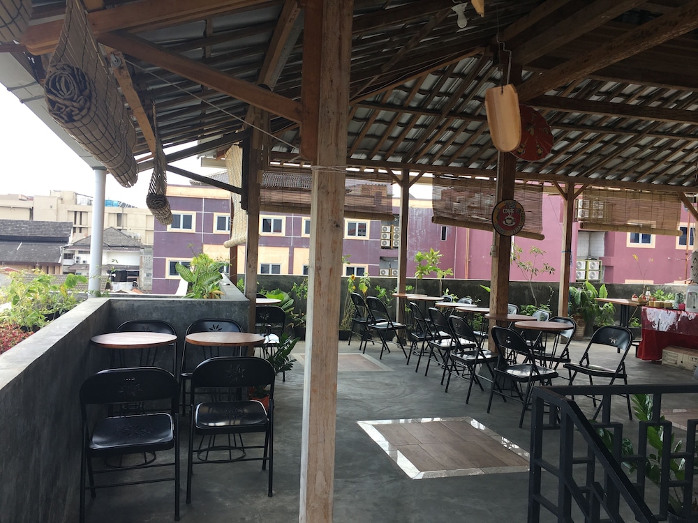 setia backpacker hostel