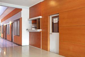 reddoorz syariah near btc fashion mall