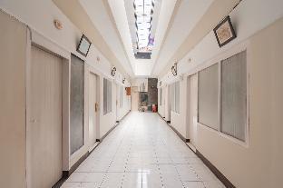 reddoorz syariah near btc fashion mall