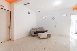 reddoorz syariah near btc fashion mall