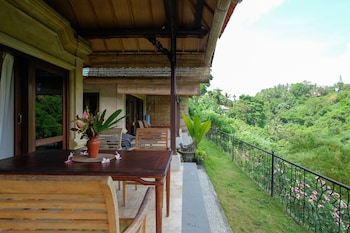 sunrise villa ubud