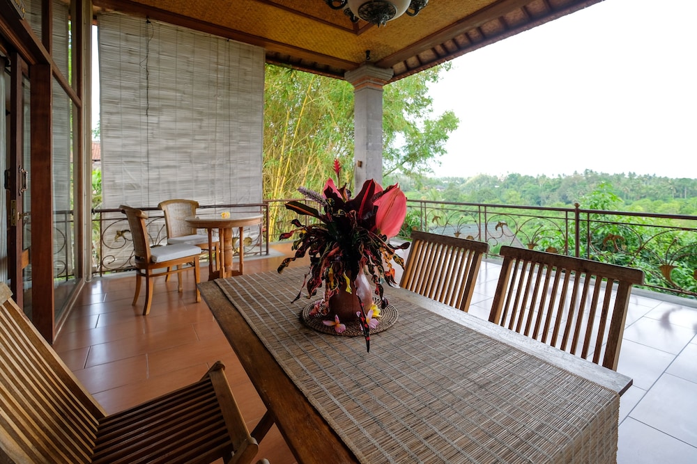 sunrise villa ubud