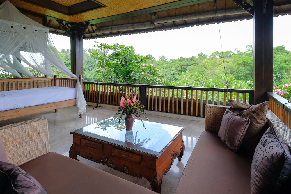 sunrise villa ubud