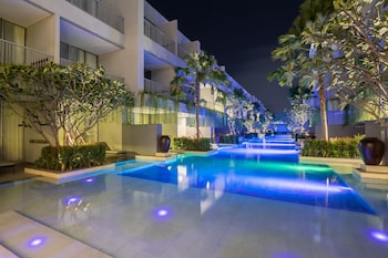 kanvaz village resort seminyak