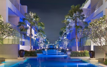 kanvaz village resort seminyak