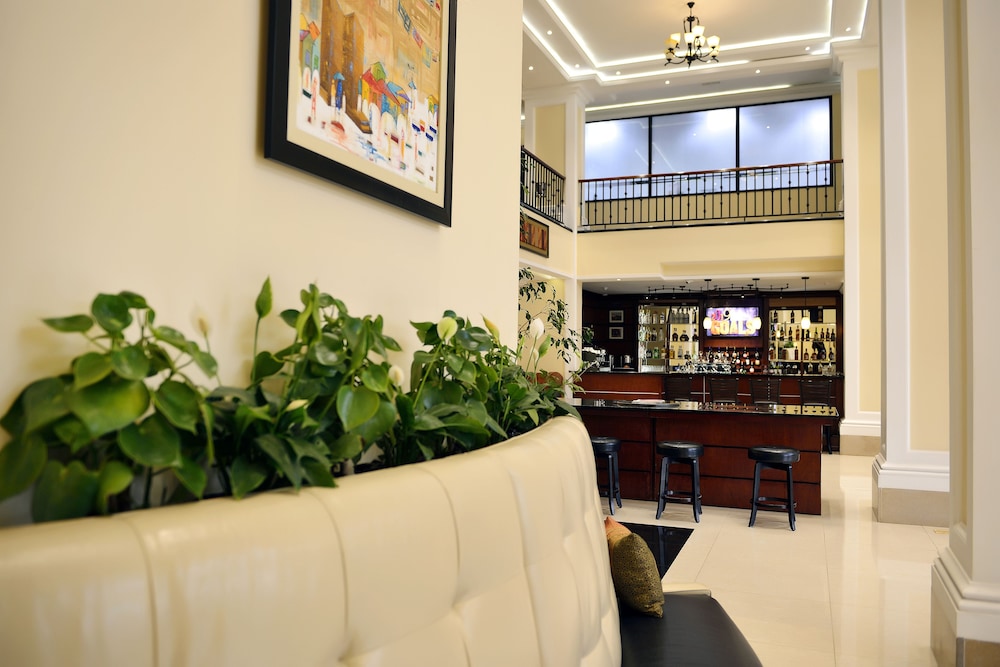 the hub hotel