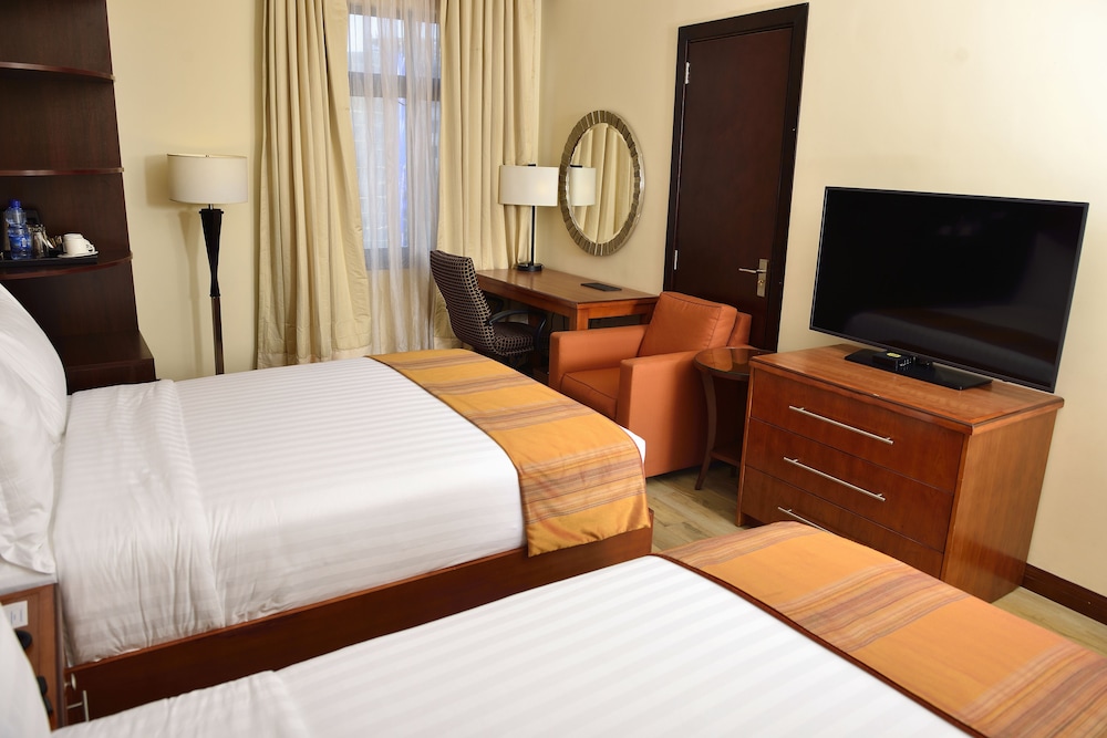 the hub hotel