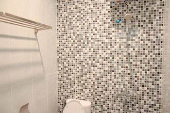 reddoorz plus near unimed medan