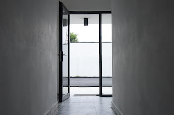 reddoorz plus near unimed medan