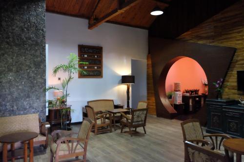puri minggiran guest house