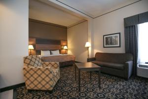quality inn and suites boone university area