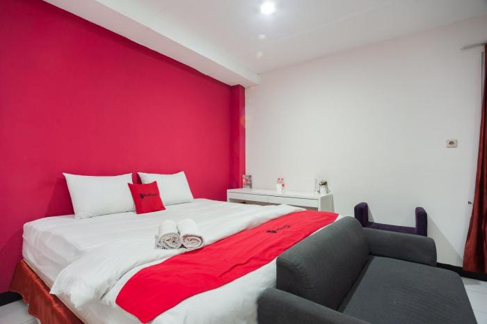 reddoorz plus near mall kelapa gading