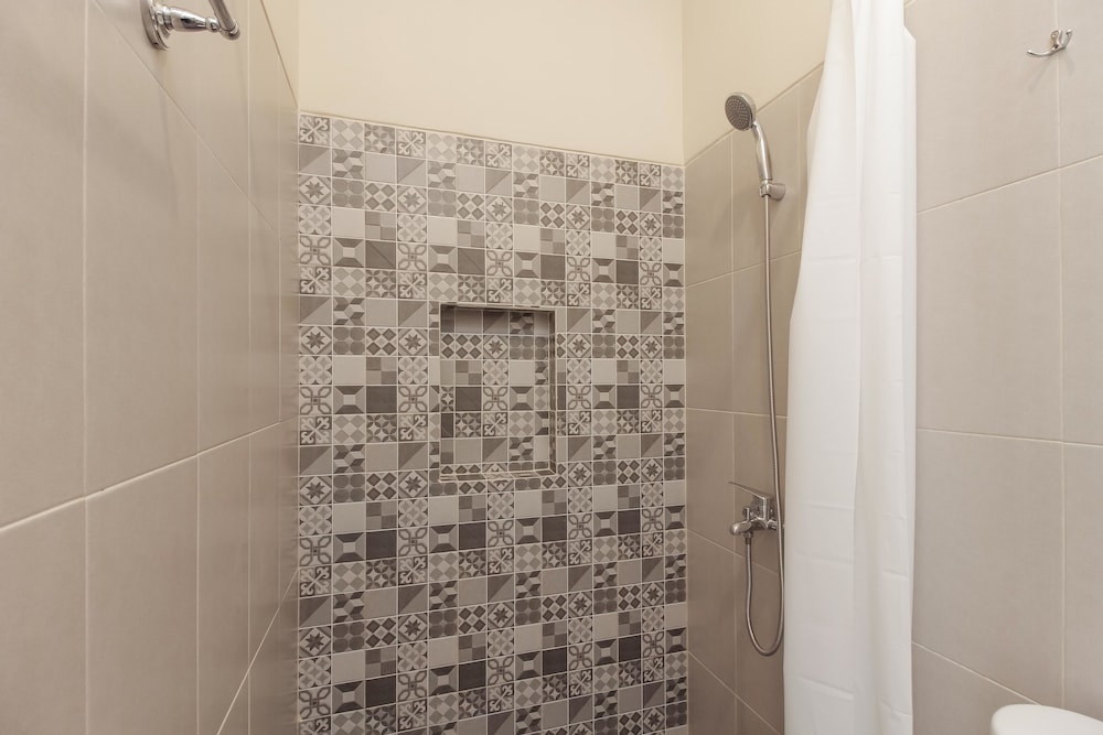 reddoorz near soekarno hatta airport