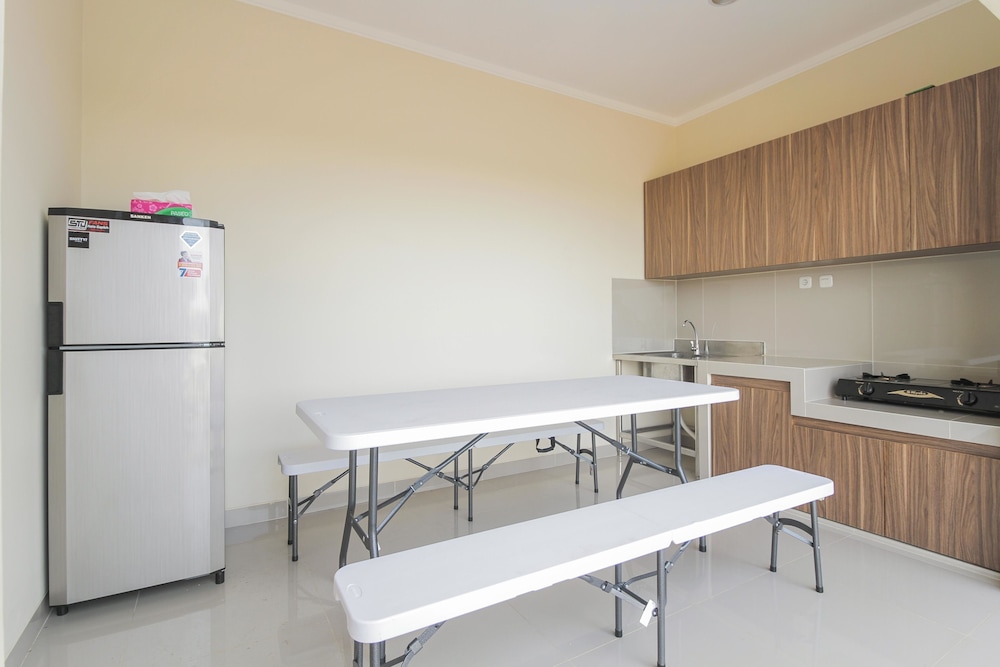 reddoorz near soekarno hatta airport