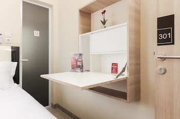 reddoorz near soekarno hatta airport