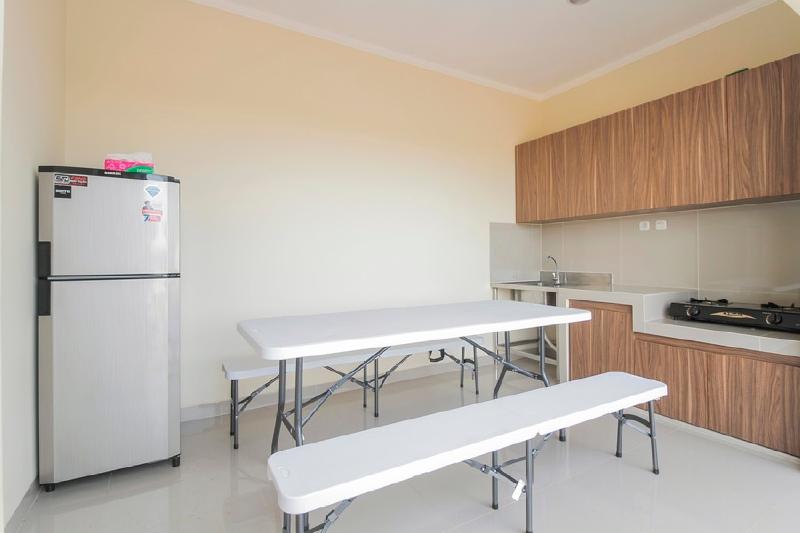 reddoorz near soekarno hatta airport