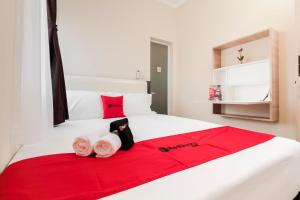 reddoorz near soekarno hatta airport