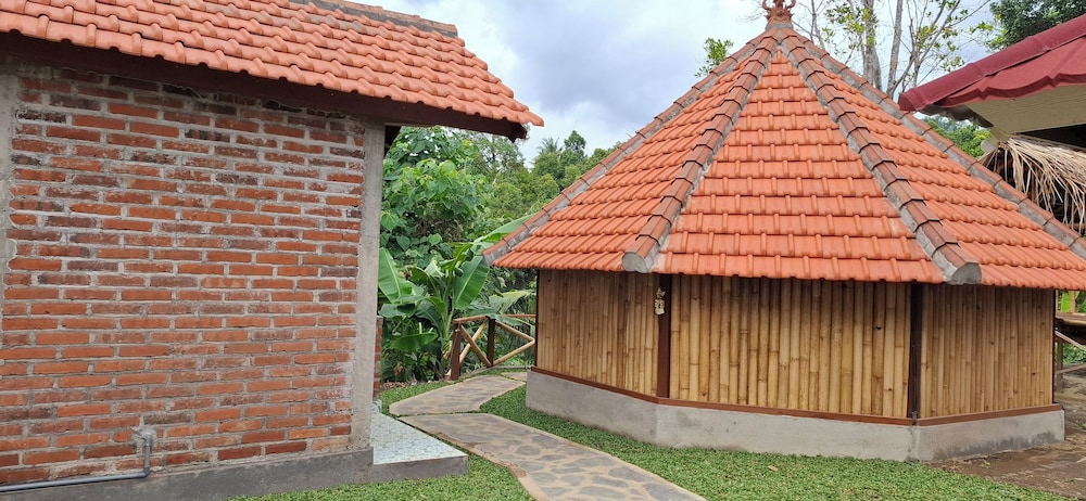 uma nirmala aling aling