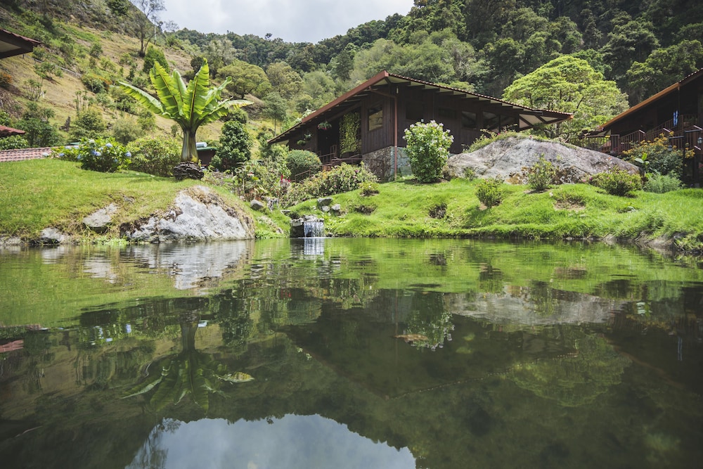 trogon lodge