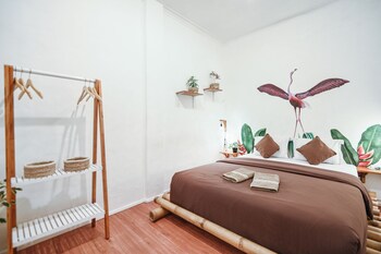 snooze guesthouse yogyakarta hostel