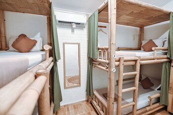 snooze guesthouse yogyakarta hostel