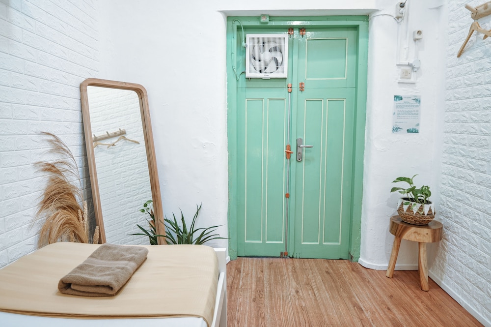 snooze guesthouse yogyakarta hostel