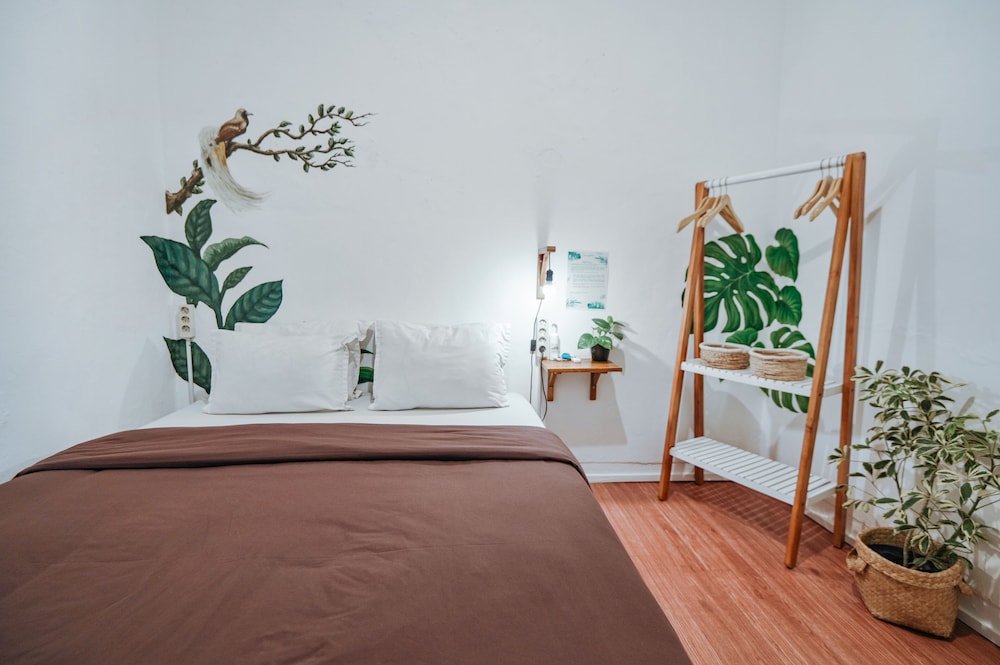 snooze guesthouse yogyakarta hostel