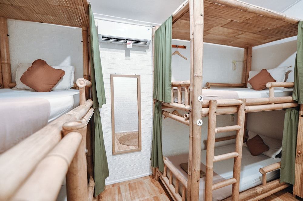 snooze guesthouse yogyakarta hostel