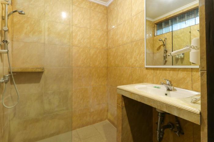 hotel the flora kuta bali