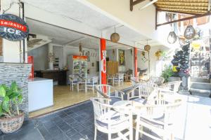 hotel the flora kuta bali